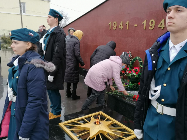 Минувших лет живая память