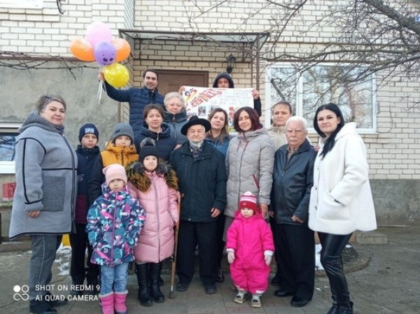 НАШИ ПОЗДРАВЛЕНИЯ ЮБИЛЯРУ