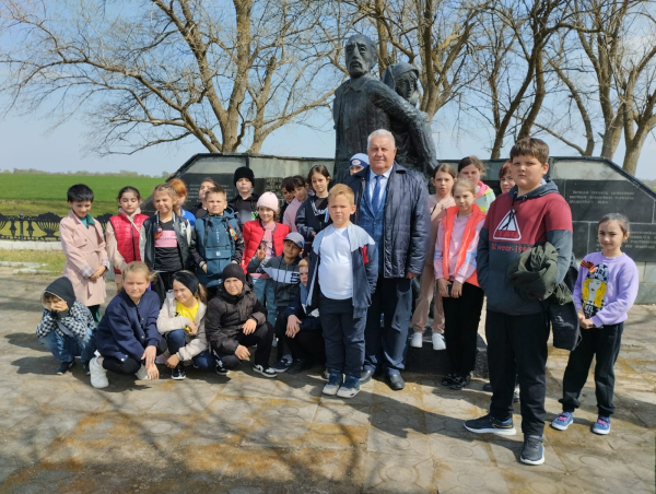 &laquo;Урок мужества&raquo; на месте жестоких боёв