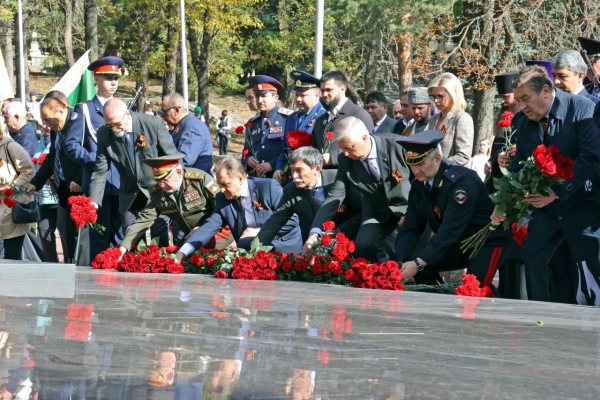 Отметили День освобождения Кавказа