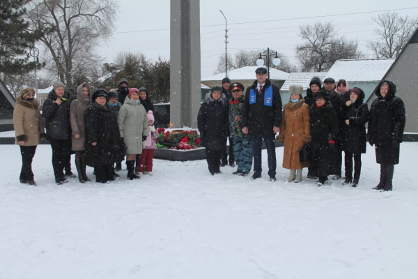 Поздравления ветеранов в День защитника Отечества
