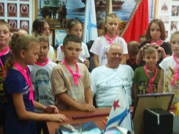 Я поведу тебя в музей&hellip;