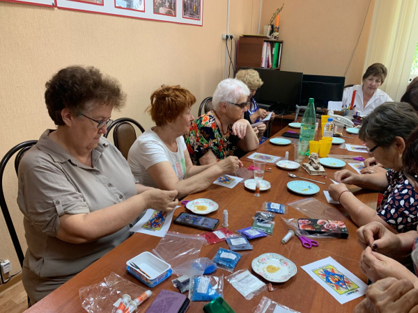 Нити любви и памяти