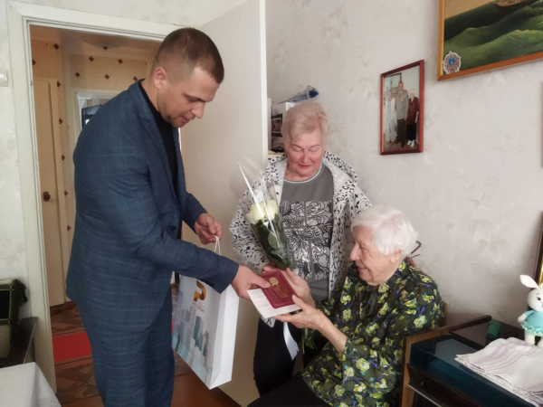 Промышленный район: из предъюбилейной хроники