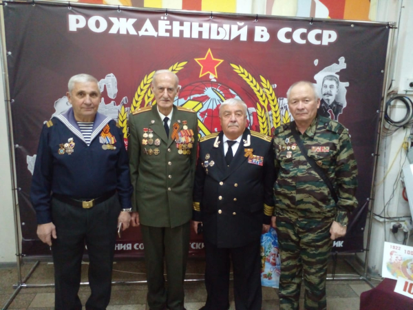 Ветеранский пленум вылился в общегородской праздник